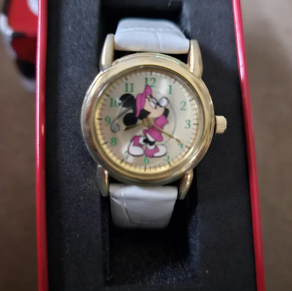 Disney | Accessories | A Ladies Minnie Mouse Watch | Poshmark display picture 3
